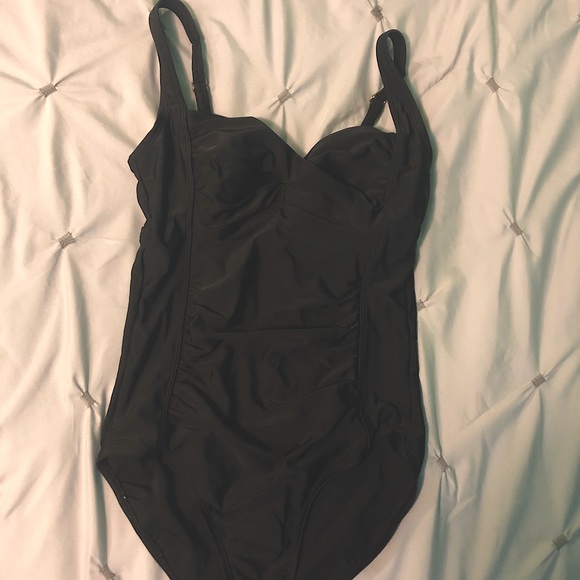 Swimsuit - Picture 1 of 4